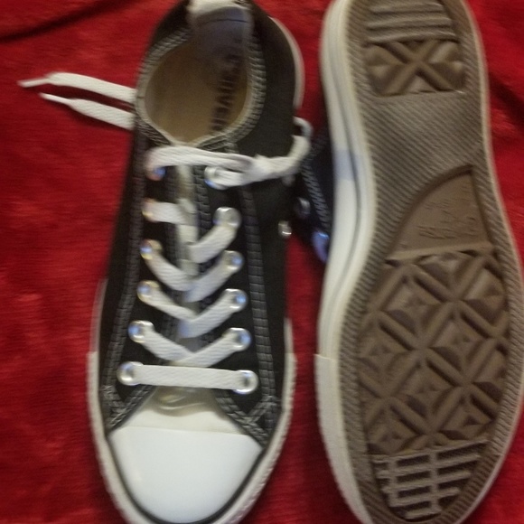 Converse - Picture 3 of 3